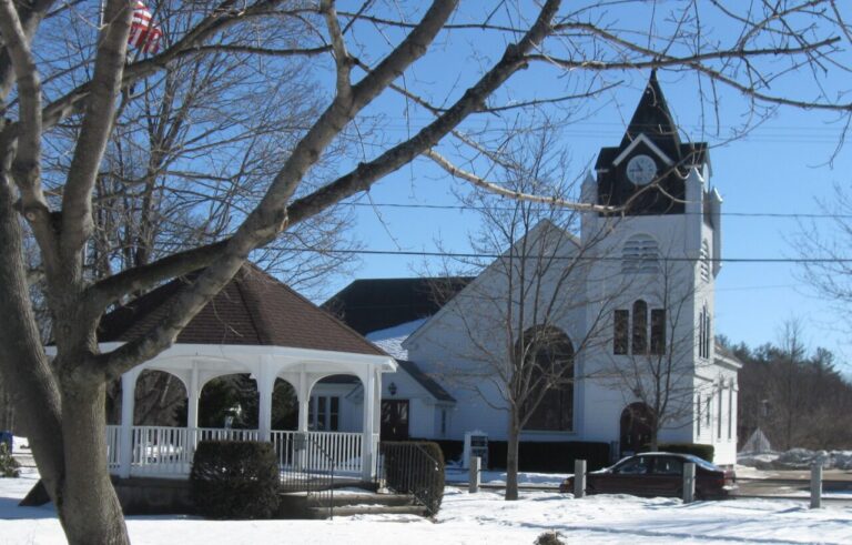 The town common in Raymond, New Hampshire