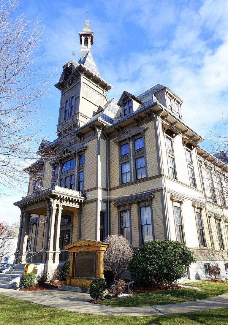 Saugus Town Hall in Saugus, Massachusetts
