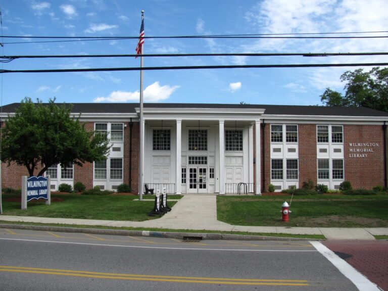 Wilmington Memorial Library in Wilmington, Massachusetts